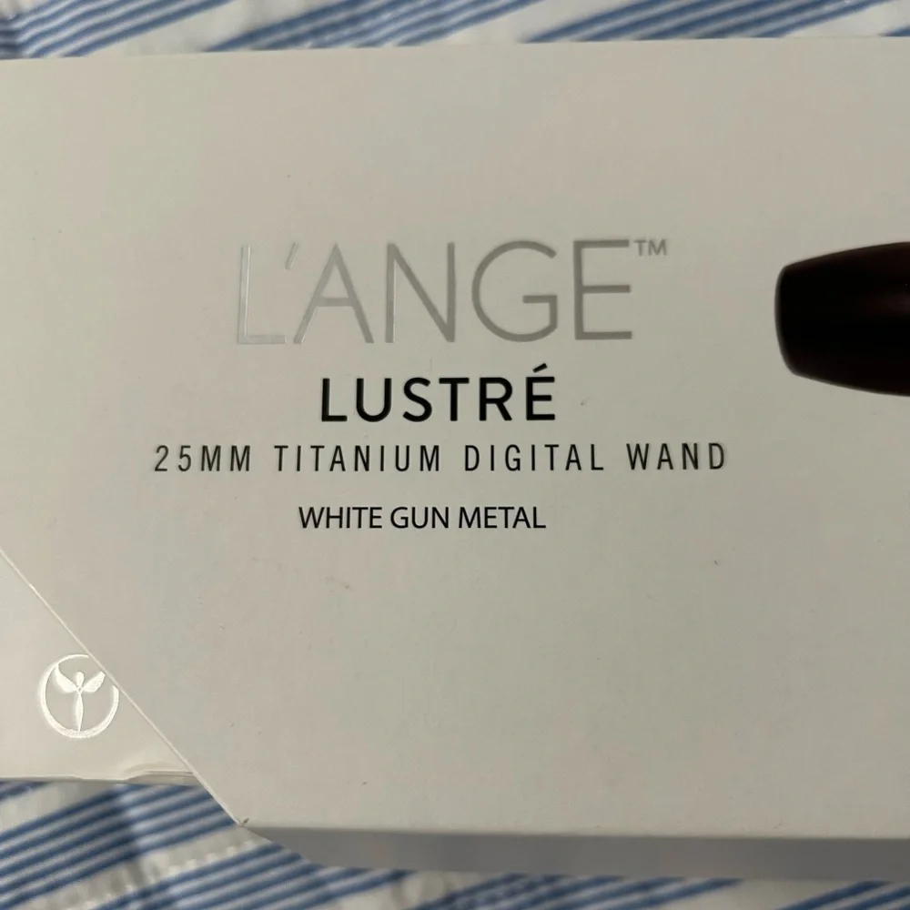 L’Ange Lustre 25mm Titanium Digital Wand ~ EUC - Picture 2 of 6